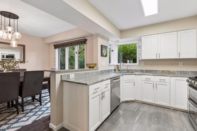 4959 W End Lane, Minnetonka, MN 55345