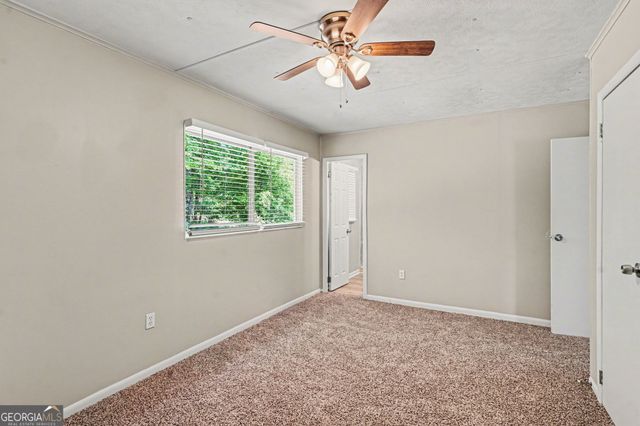 4 Midland Park Lane, Newnan, GA 30263