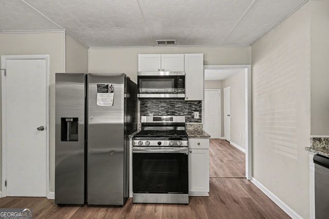 4 Midland Park Lane, Newnan, GA 30263