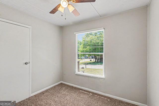 4 Midland Park Lane, Newnan, GA 30263