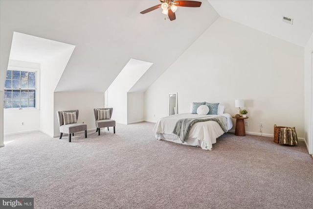 7951-D OLIVERS SHOP RD, La Plata, MD 20646