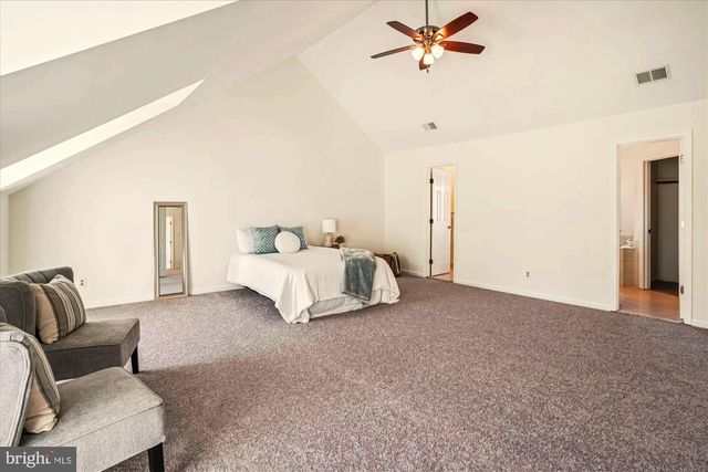 7951-D OLIVERS SHOP RD, La Plata, MD 20646