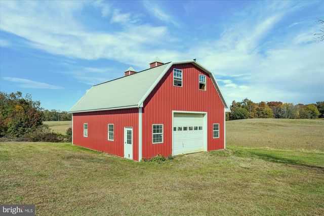 7951-D OLIVERS SHOP RD, La Plata, MD 20646