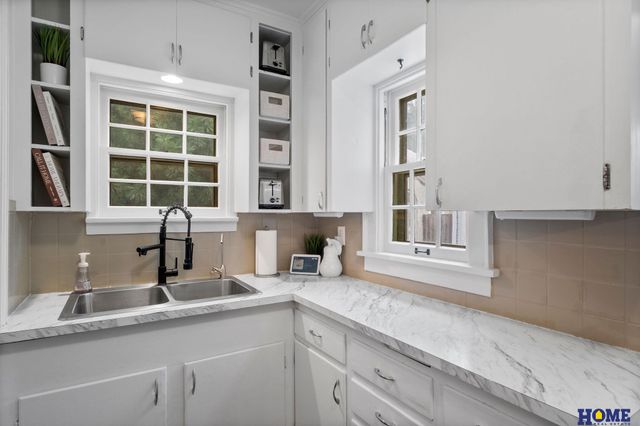 2828 Cedar Avenue, Lincoln, NE 68502