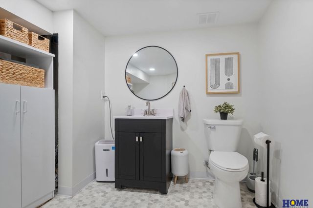 2828 Cedar Avenue, Lincoln, NE 68502