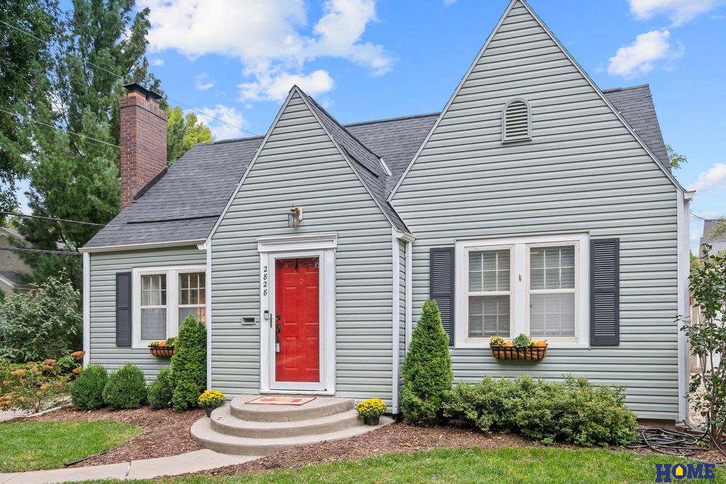 2828 Cedar Avenue, Lincoln, NE 68502