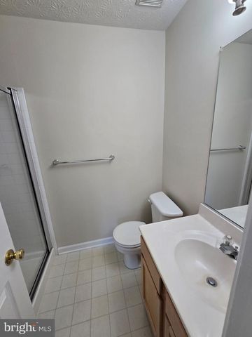 24 HALLSDALE CT, Baltimore, MD 21237