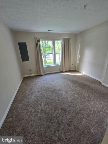 24 HALLSDALE CT, Baltimore, MD 21237