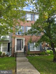 24 HALLSDALE CT, Baltimore, MD 21237