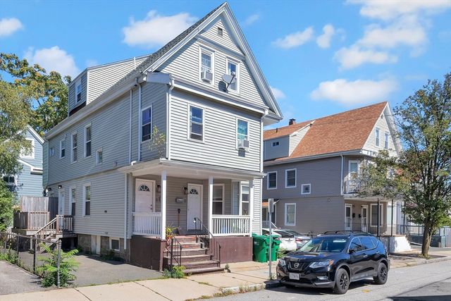 9-11 Winter Hill Rd 1, Medford, MA 02155