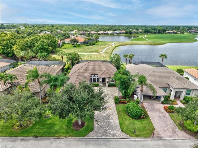 8983 Mustang Island CIR, Naples, FL 34113