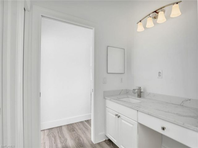 8983 Mustang Island CIR, Naples, FL 34113