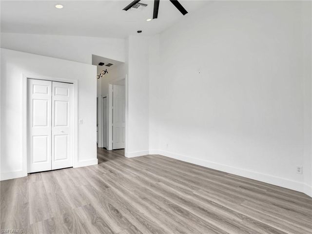 8983 Mustang Island CIR, Naples, FL 34113