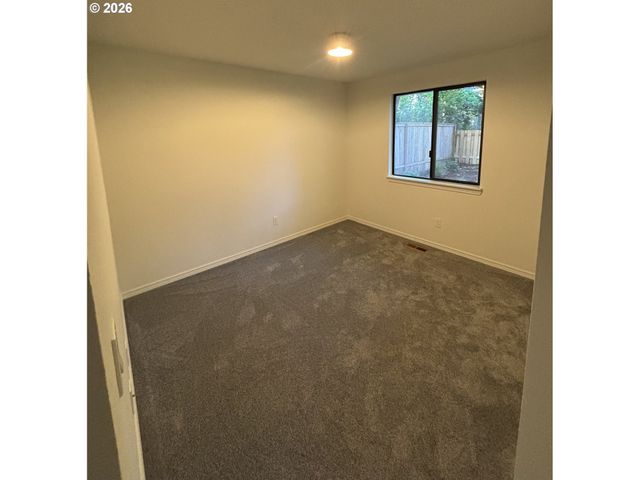 16474 Sw 104TH Ave, Portland, OR 97224