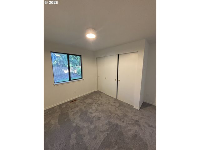 16474 Sw 104TH Ave, Portland, OR 97224