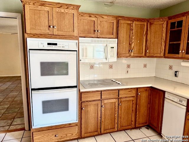 16 Encino Loma, Beeville, TX 78102