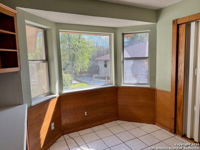 16 Encino Loma, Beeville, TX 78102