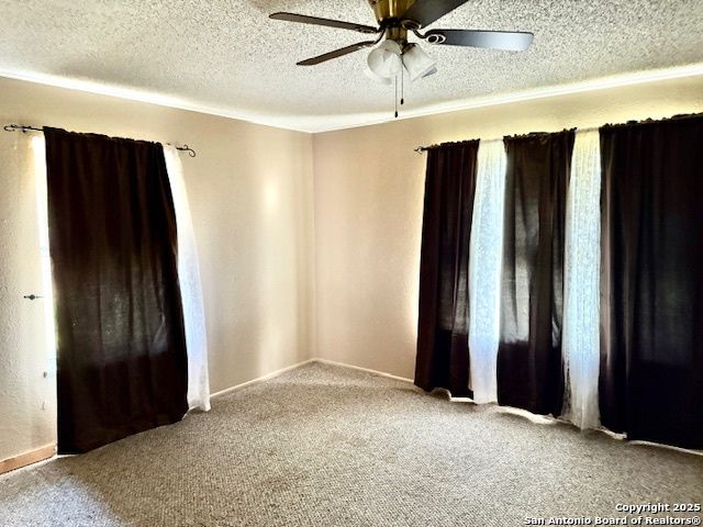 16 Encino Loma, Beeville, TX 78102