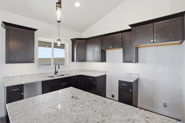 4852 PAPILLON DR, Rapid City, SD 57703