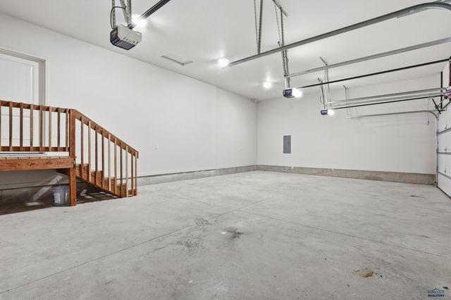 4852 PAPILLON DR, Rapid City, SD 57703