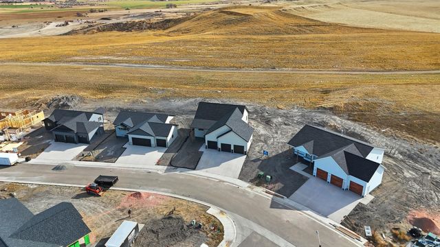 4852 PAPILLON DR, Rapid City, SD 57703