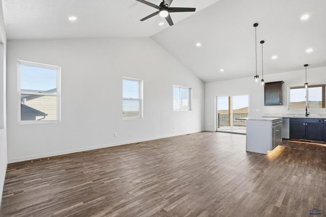 4852 PAPILLON DR, Rapid City, SD 57703