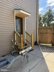 7403 DICKENSON ST, Springfield, VA 22150