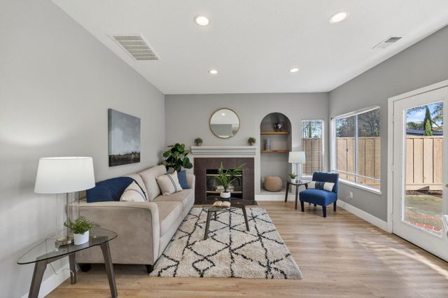 24988 Plum Tree Street, Hayward, CA 94544