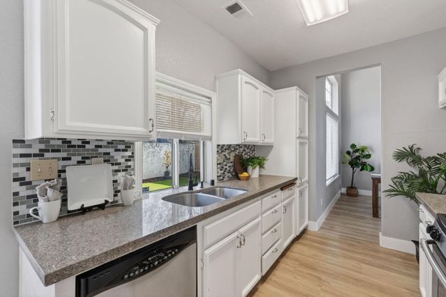 24988 Plum Tree Street, Hayward, CA 94544