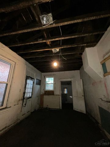 923 Findlay Street, Cincinnati, OH 45214