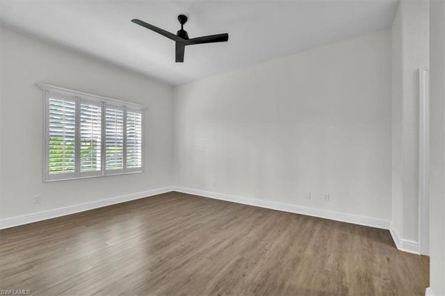 837 Vistana CIR 20, Naples, FL 34119