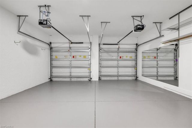 837 Vistana CIR 20, Naples, FL 34119