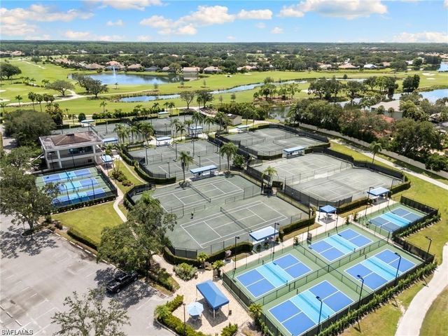 837 Vistana CIR 20, Naples, FL 34119