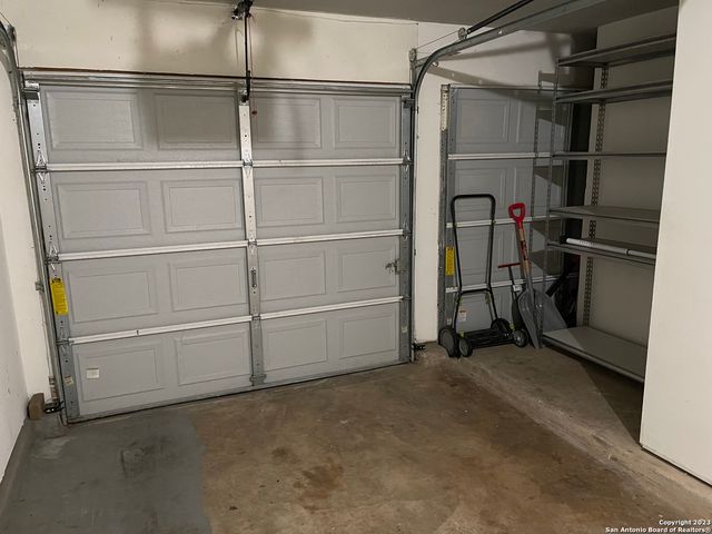 10150 Woodtrail, San Antonio, TX 78250