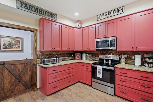 4652 Old Southmayd Road, Sherman, TX 75092