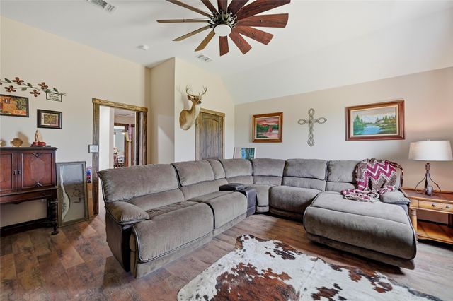 4652 Old Southmayd Road, Sherman, TX 75092