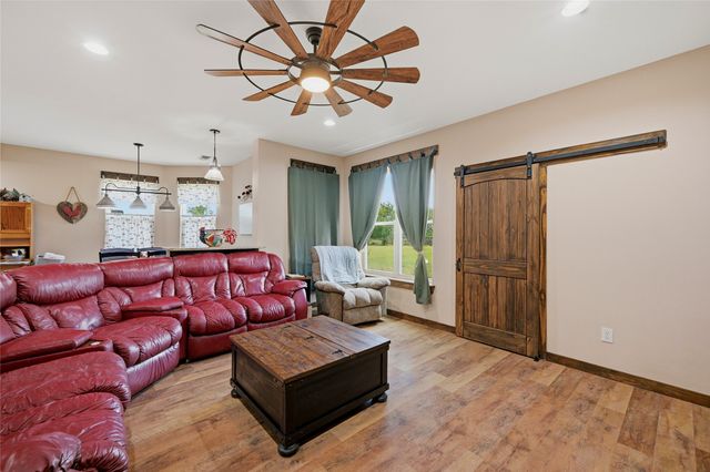 4652 Old Southmayd Road, Sherman, TX 75092