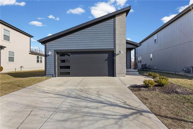 18057 Hauser Street, Overland Park, KS 66013