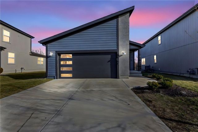 18057 Hauser Street, Overland Park, KS 66013