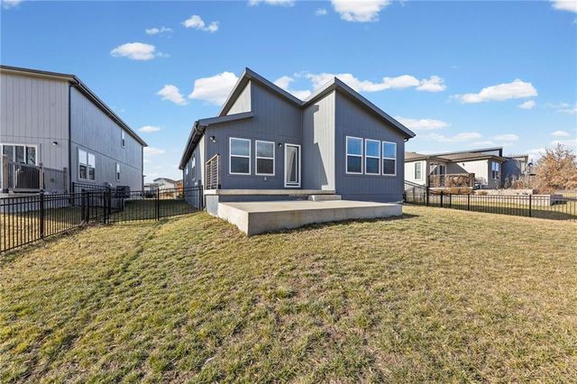 18057 Hauser Street, Overland Park, KS 66013