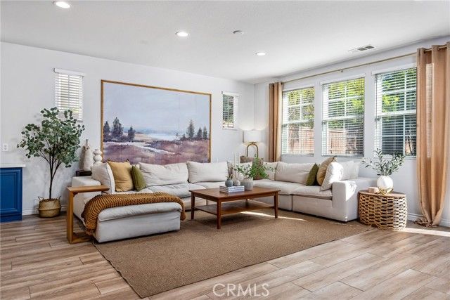 30193 Trois Valley Street, Murrieta, CA 92563