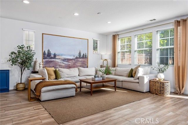 30193 Trois Valley Street, Murrieta, CA 92563