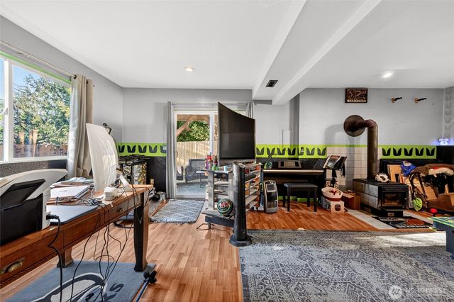 515 N 188th Street, Shoreline, WA 98133