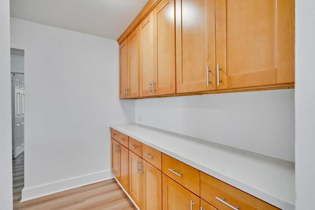 Image 17 of property listing at 1311 Windermere Avenue, Menlo Park, CA 94025
