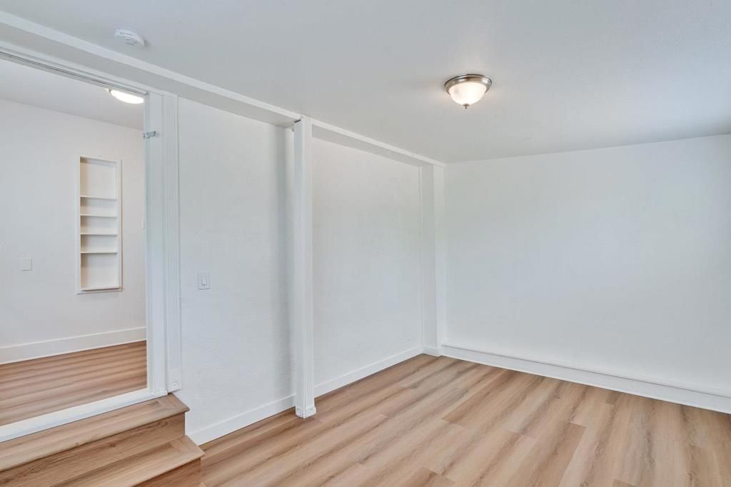Image 20 of property listing at 1311 Windermere Avenue, Menlo Park, CA 94025