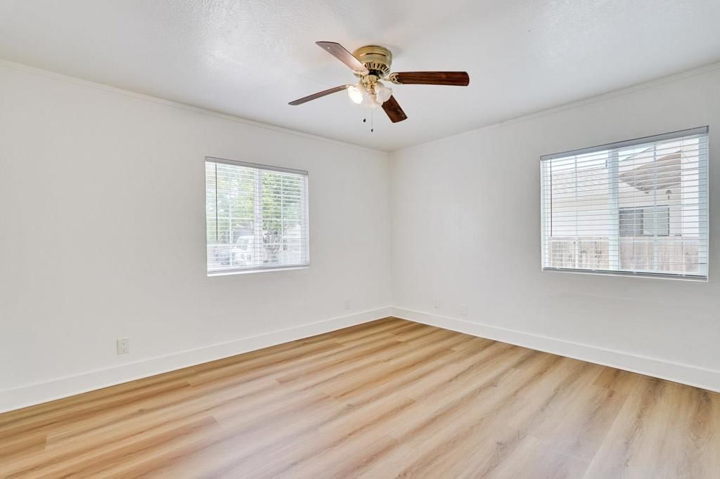 Image 23 of property listing at 1311 Windermere Avenue, Menlo Park, CA 94025