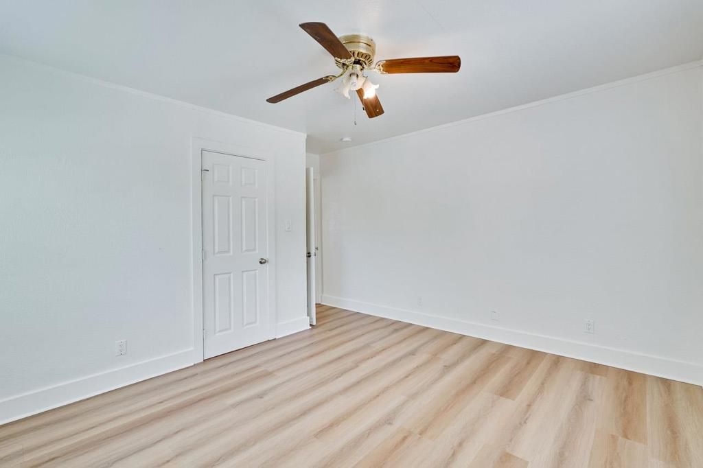 Image 29 of property listing at 1311 Windermere Avenue, Menlo Park, CA 94025