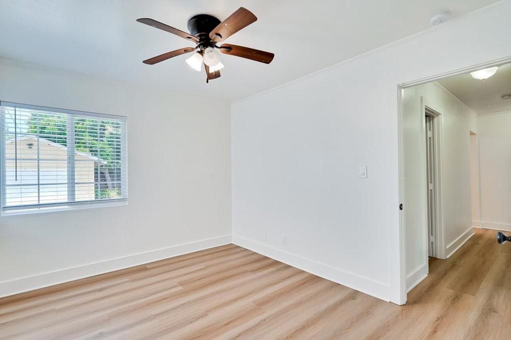 Image 31 of property listing at 1311 Windermere Avenue, Menlo Park, CA 94025