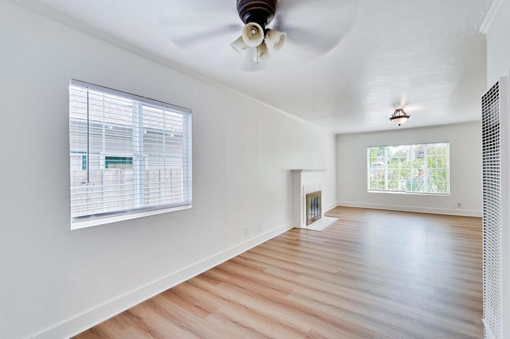 Image 8 of property listing at 1311 Windermere Avenue, Menlo Park, CA 94025
