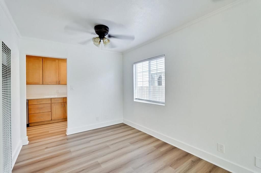 Image 9 of property listing at 1311 Windermere Avenue, Menlo Park, CA 94025